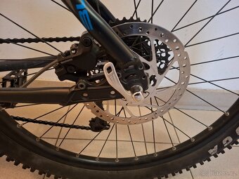 Bulls Cross Flyer - 2