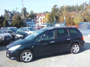 Peugeot 307, 2.0i 16V SW Platinum,7 míst - 2