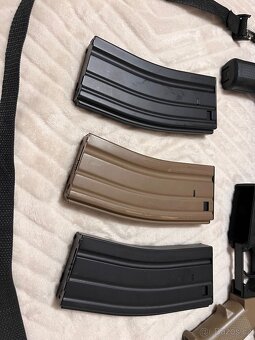 Airsoft M4A1 CQBR - 2