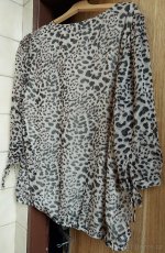 Jemná lehká halenka XXL. - 2