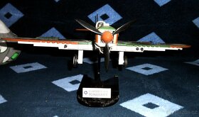 cobi letadlo Tomahawk - 2