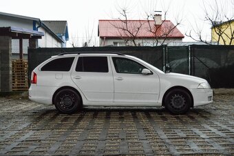 Škoda Octavia Combi 2.0 TDI Ambiente - 2