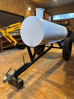 Lejta, cisterna na vodu 800l, velmi dobrý stav - 2