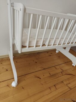 Houpací kolébka - 2