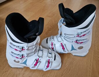 Přeskáče dívčí vel. 37 - 2