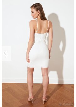 Nové šaty Trendyol - 2