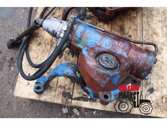 Zetor Crystal servo řízení - 2