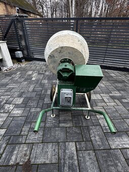 Stavební míchačka - 2