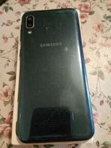 Samsung a20e - 2