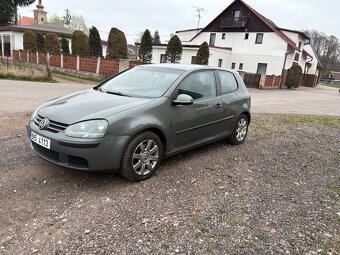 VW Golf 5 1.9 tdi - 2