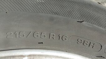 Pneu Michelin 215/65R16 98H - 2