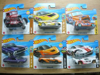 AUTÍČKA HOT WHEELS - 2