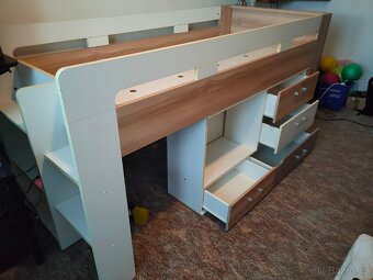 Prodám postel 200x90cm včetně psacího stolu - 2
