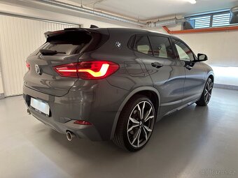 BMW X2 20d M-Paket xDrive 140kW LED PANO HUD H/K KŮŽE - 2