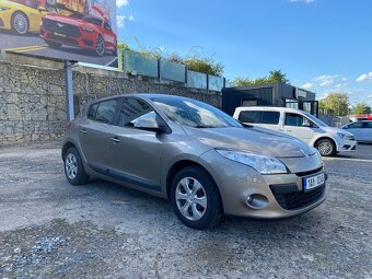Renault Megane III 1.5 dCi 81 kW Automat - 2