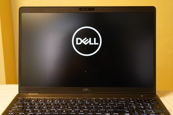 HP Latitude 5500 - 2