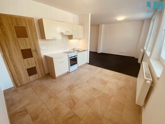 Pronájem byty 1+kk, 39 m2 - Pelhřimov, ev.č. 01801 - 2