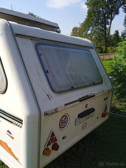 Malý karavan i s predstanem - 2