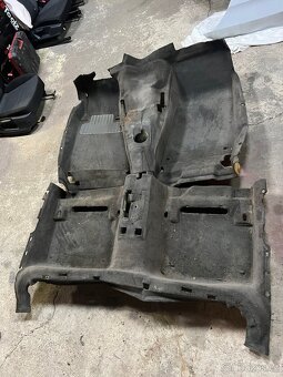 BMW E34 koberec - 2