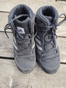 Trekové boty Adidas vel. 34 - 2