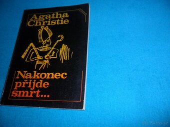 Agatha Christie, G.Simenon, Ed Mc Bain, Tajemné kroky... - 2