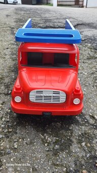 Velké dětské auto Tatra 148 - 2