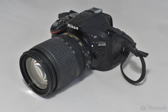 NIKON D5200 + AF-S NIKKOR 18-105 DX VR + PŘÍSLUŠ. - 2