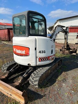 Minibagr BOBCAT X430 - 2