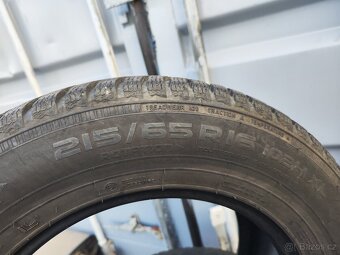 215/65R16 Nokian Zimní - 2