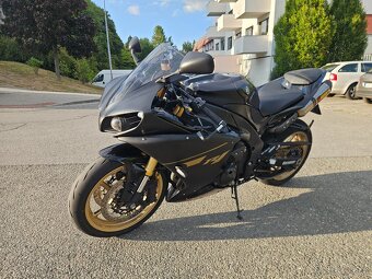 Yamaha R1 2010 - 2
