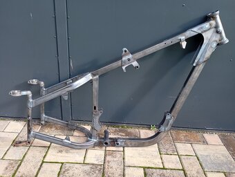 Rám Pérák Komunista - 2