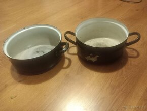 Smaltované hrnce,signovany, cena za vse - 2