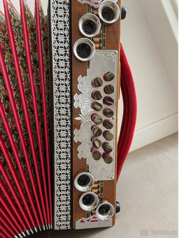 Štýrská harmonika O.R.A. 4 řady, 3 sbory, A-D-G-C - 2