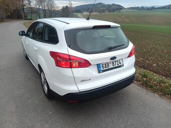 Ford Focus combi 1,6 - 2