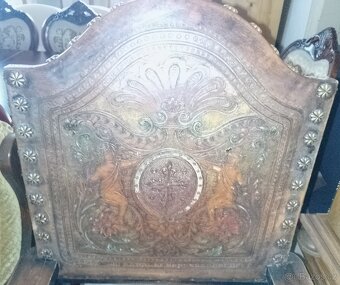 Starožitné mohutné vyřezávané kožené křeslo - 2