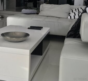 Prodám LUXUSNÍ koženou sedací soupravu - 2