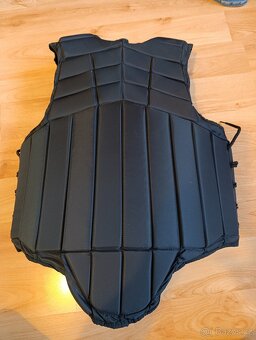 vesta Horze vel.14 - 2