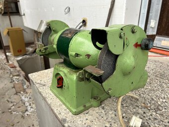 Stolní bruska 220-230V - 2