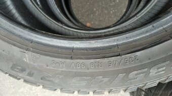 Prodám sadu pneu 235/45r18 - 2
