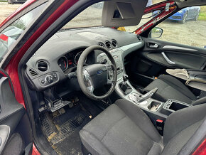 Ford Smax pouze náhradní díly - 2