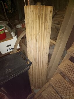 Prodám válec z modřínového dřeva za traktor - 2