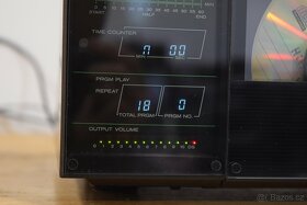 HITACHI DA-1000 KVALITNÍ VINTAGE CD PŘEHRÁVAČ  - 2