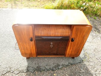 Gramofonová skříň - 2