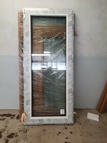 Plastové a dřevěné okna - 2