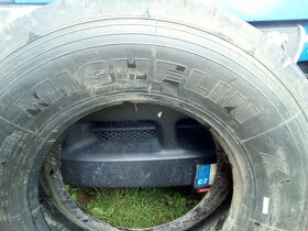 305-70 R19.5 MICHELIN XZA - 2