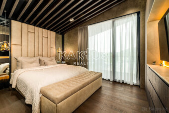 Prodej apartmánu 4+kk ( 136 m2 ) s terasou 79 m2, Čeladná - 2