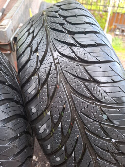 Originální disky Škoda 15" + zánovní celoroční pneu - 2