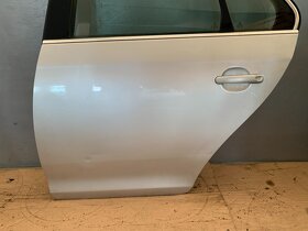 VW JETTA - 1K - 2005-2011 - dveře LZ - LA7W - LEHCE ODŘENÉ - 2