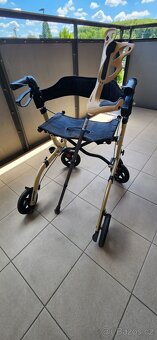 Zdravotnické potřeby - chodítko s příslušenstvím - 2