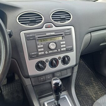 Prodám FORD FOCUS combi 2.0 AUTOMAT - 2